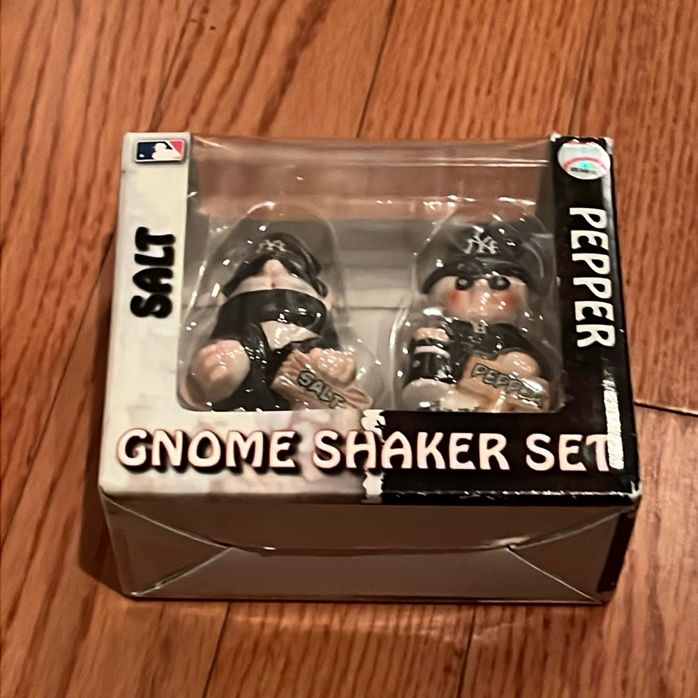 NWT New York Yankees MLB Gnome Shaker Set – Forever Collectibles